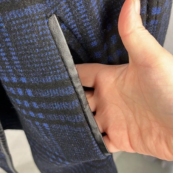 BetseyJohnson medium - Picture 6 of 7